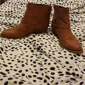 Western booties never worn